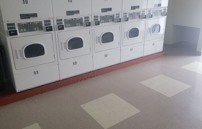 Studio, 1 bath, $1,700