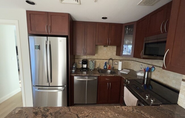 1 bed, 1 bath, 800 sqft, $4,400, Unit PH03