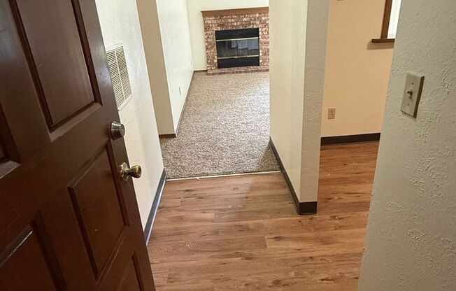 2 beds, 2 baths, 1,029 sqft, $1,199, Unit 1901-034