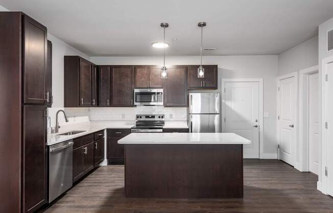 Piazza on West Pine | Apartments in St. Louis, MO
