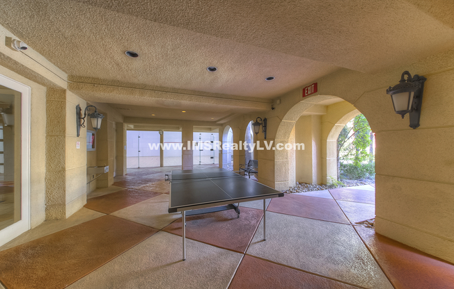 2 beds, 2 baths, $1,995, Unit 125