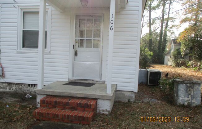 106 Brainard Fayetteville NC 28301***2 WEEKS FREE RENT OFF FIRST FULL MONTH'S RENT**