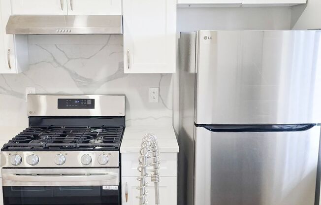 11th St Apartments