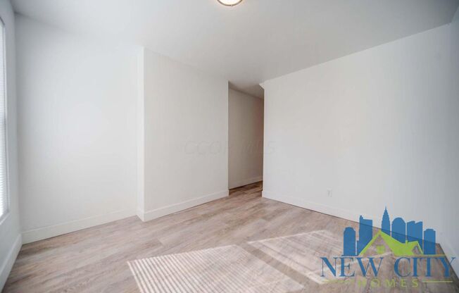 2 beds, 1 bath, $1,299, Unit 189 N Central Ave