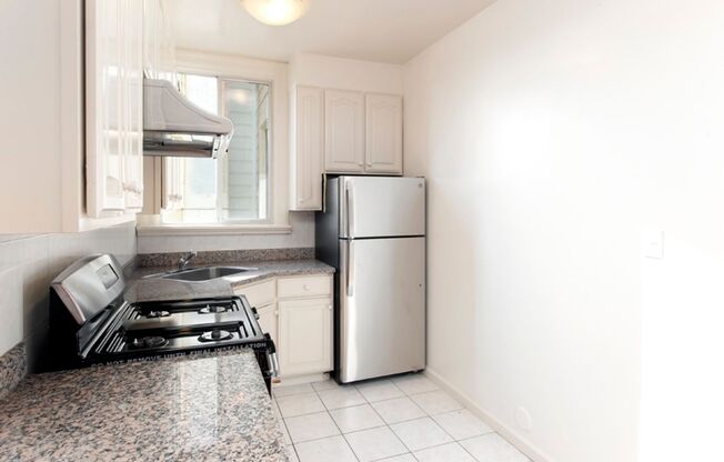 1730 Sacramento Street (910rc)