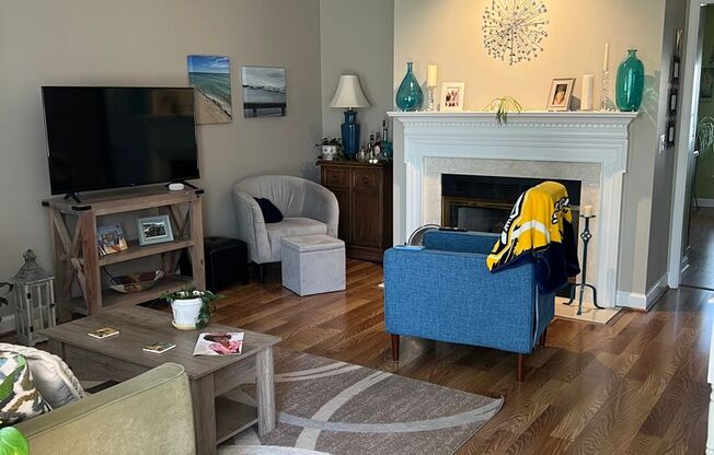 Charming Condo for Rent in River Plantation in Nashville, TN
