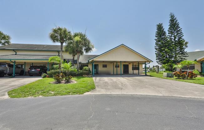 652 YARDARM DR