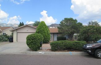 Four Beds in the Foothills