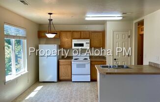 2 beds, 2 baths, 1,014 sqft, $1,296, Unit 1047 W. Pine Ave #4