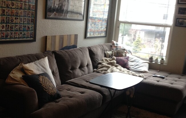 1 bed, 1 bath, 442 sqft, $1,350, Unit C407