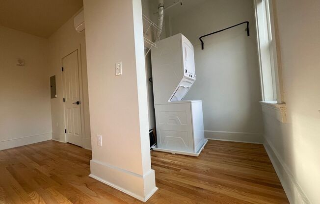 1 bed, 1 bath, 610 sqft, $800, Unit 2