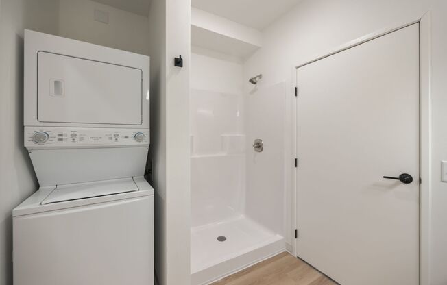 1 bed, 1 bath, 672 sqft, $1,375