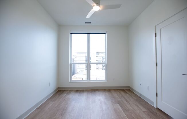 1 bed, 1 bath, 672 sqft, $1,415, Unit APT 415