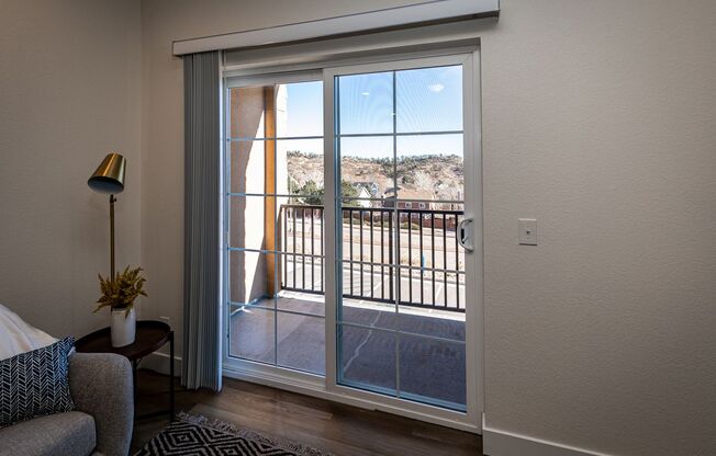 2 beds, 2 baths, 855 sqft, $1,795, Unit 5661 #203 Silverstone