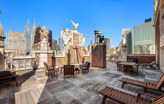 25 TUDOR CITY PL