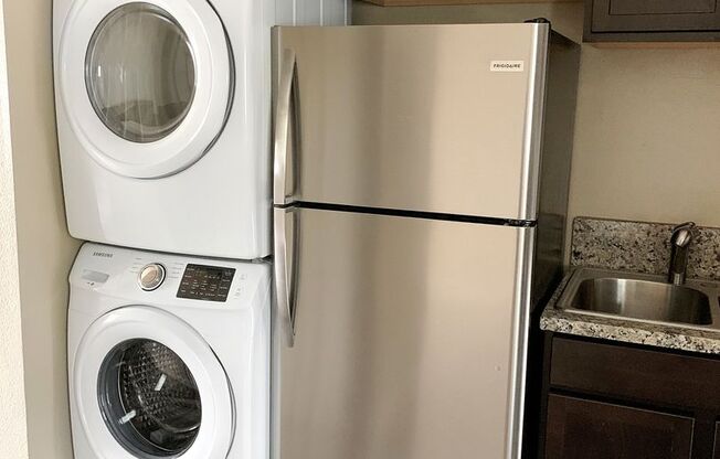 1060N