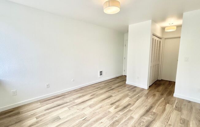 2 beds, 2 baths, 900 sqft, $1,625, Unit 312