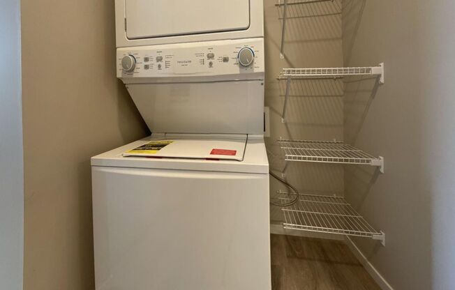 1 bed, 1 bath, 580 sqft, $1,450, Unit 4 - 304