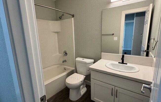 2 beds, 1.5 baths, 1,058 sqft, $3,095, Unit 2N02