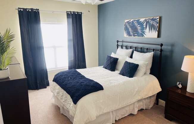 Oceanaire Apartments in Biloxi, MS photo of bedroom