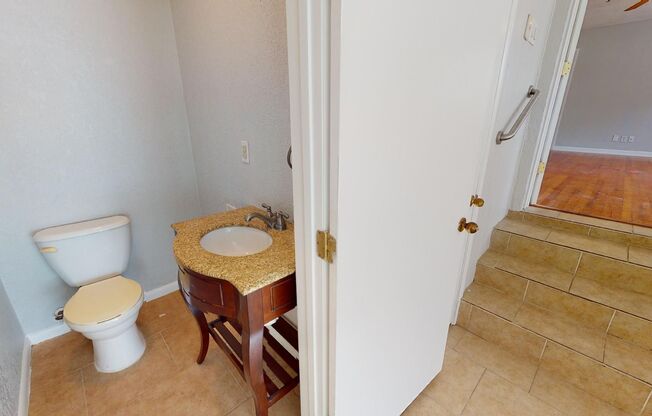 4 beds, 2.5 baths, $2,100