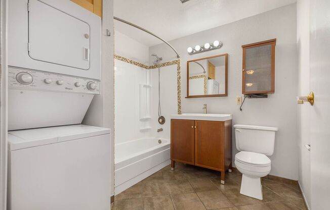 Charming, Updated 1-Bedroom Condo in Prime Location Near Light Rail