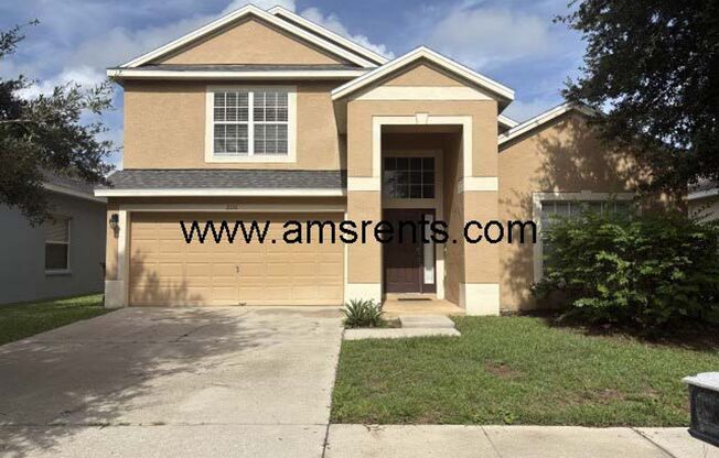 Spacious 4 bedroom 2.5 bath in St Cloud