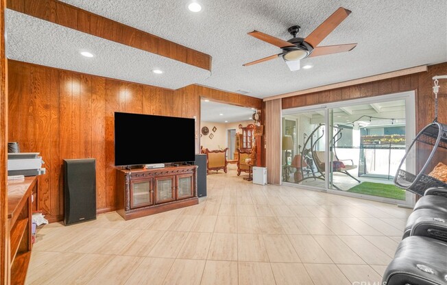 24206 SAINT EDENS CIR