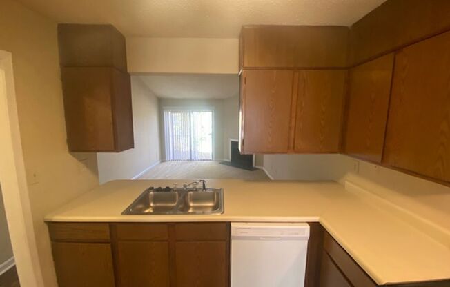 1215 Oakplace Drive