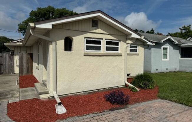 3 Bedroom, 3 bathroom In Winter Park ... be near all of the action ...