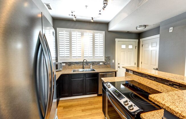 Modern 2-Bedroom Condo in LoHi