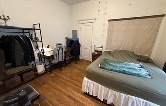 Studio, 1 bath, 290 sqft, $2,295, Unit 25