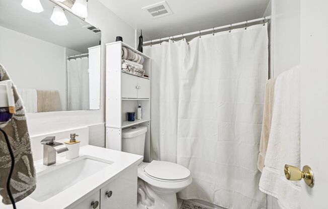 1 bed, 1 bath, 850 sqft, $1,850, Unit 01_408