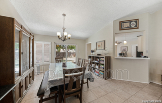 8307 ODESSA OAKS