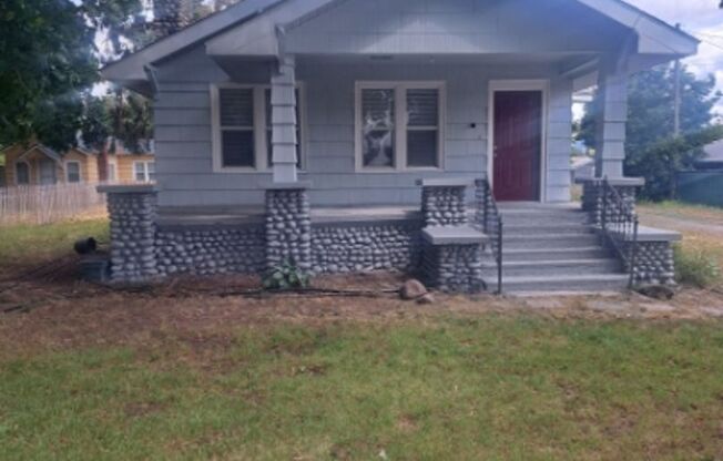 Dishman Hills 4-Bedroom, 1½-Bath Rancher – West Valley School District