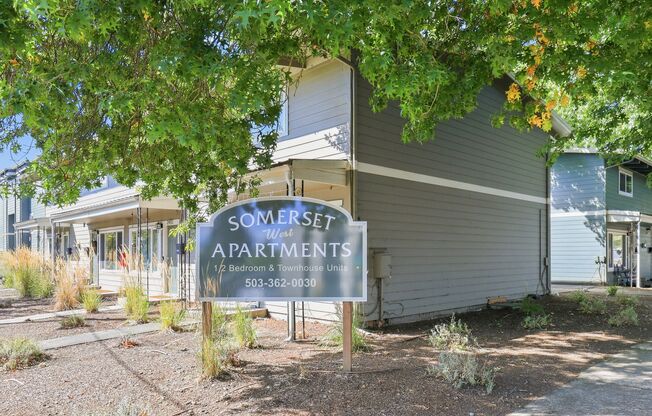 Somerset Townhomes & Apartments