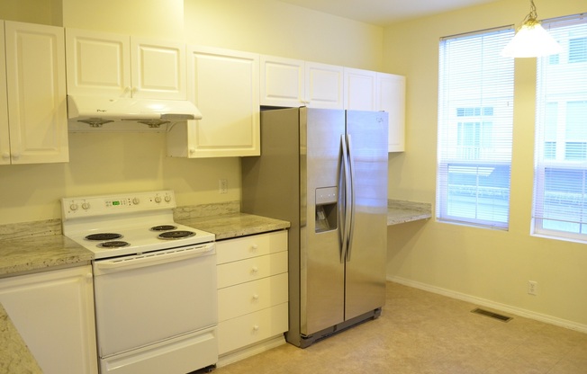 2 beds, 2.5 baths, $2,600