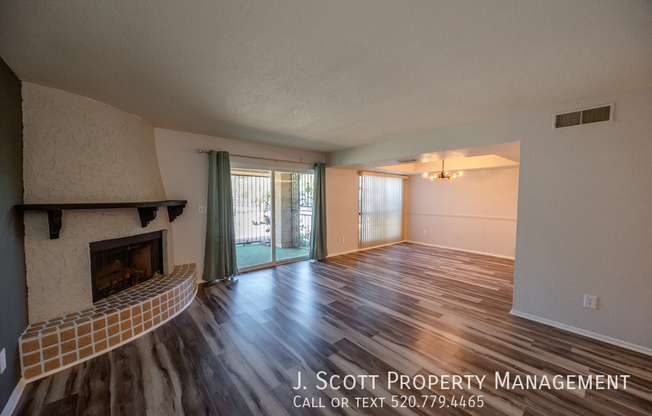 8344 N 21 DR