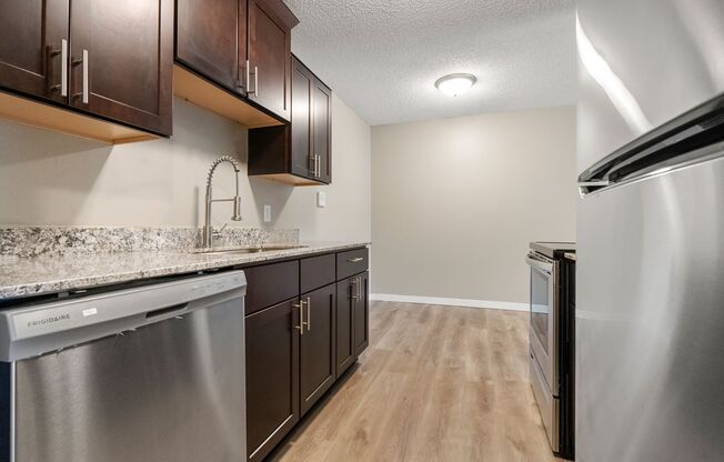 1 bed, 1 bath, 725 sqft, $1,125, Unit 305