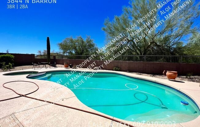 3844 N BARRON