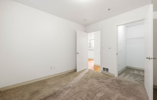 2 beds, 1 bath, 787 sqft, $2,658.33, Unit 603