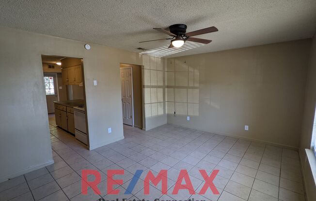 2 beds, 1.5 baths, 1,050 sqft, $785, Unit Apt 8