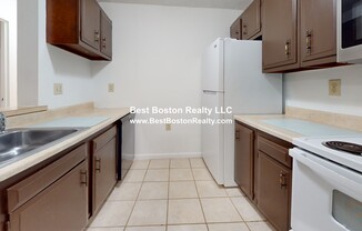 1123 REVERE BCH PKWY