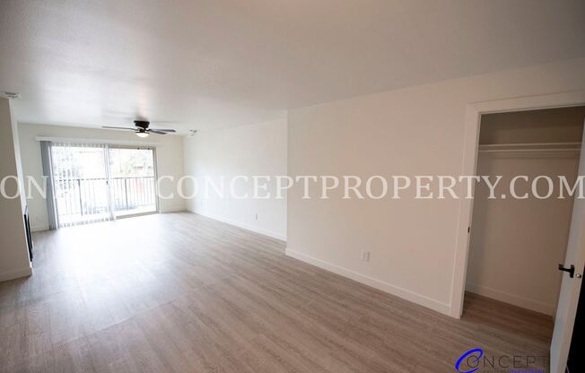 2 beds, 1 bath, 894 sqft, $1,599, Unit 23