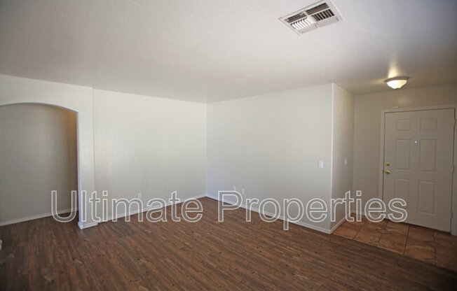 12203 W WINDROSE DR