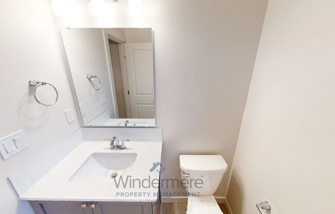 3 beds, 2.5 baths, 1,268 sqft, $1,995, Unit 384 Arissa