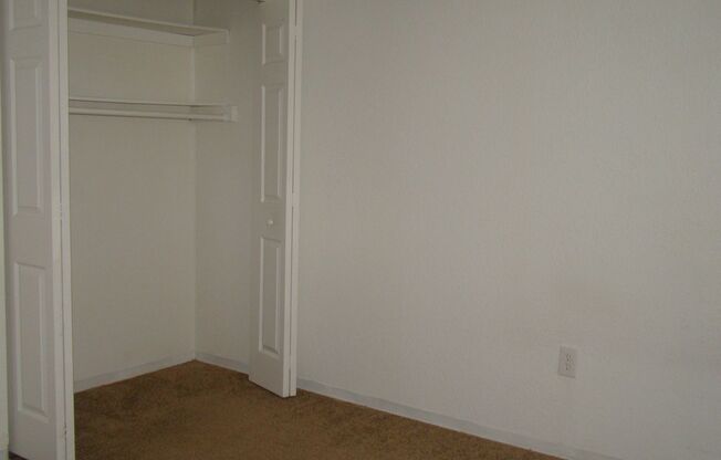 ONE  BEDROOM  WITH SPECIOUS CLOSET  QUICK APPROVAL