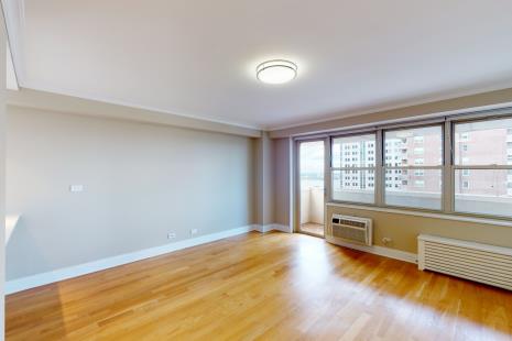 2 beds, 2 baths, $7,895, Unit 33B