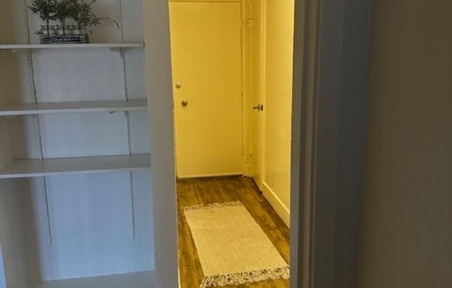 1 bed, 1 bath, 625 sqft, $1,950, Unit 111