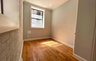 1 bed, 1 bath, $3,300, Unit B